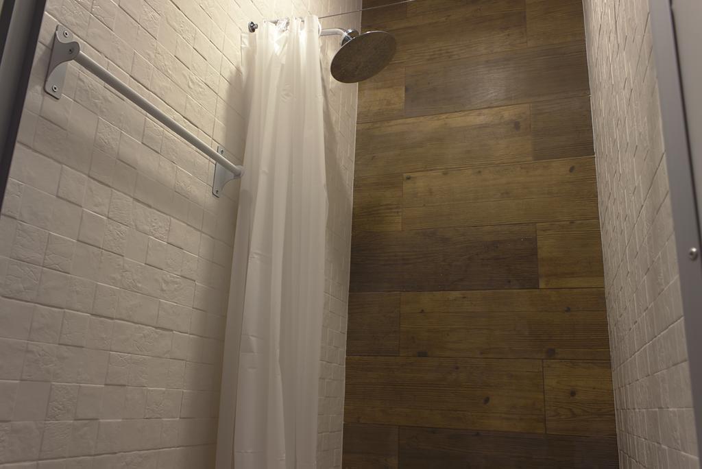 Yak Olympic Hostel Киев Екстериор снимка