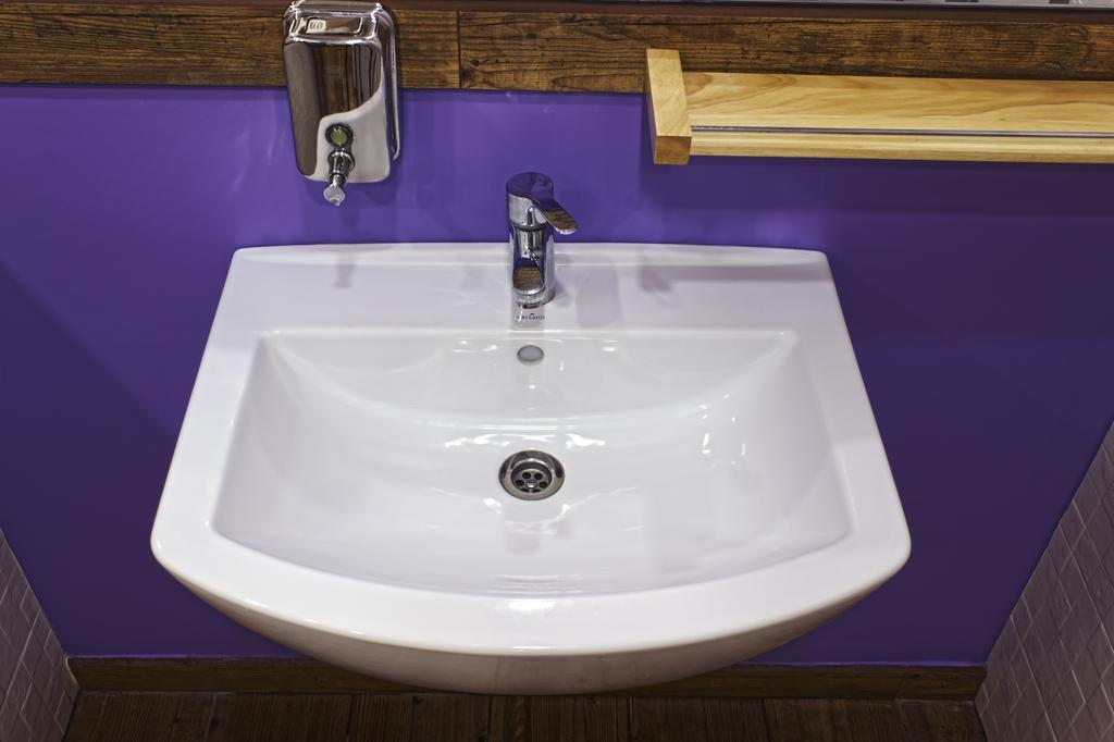 Yak Olympic Hostel Киев Екстериор снимка
