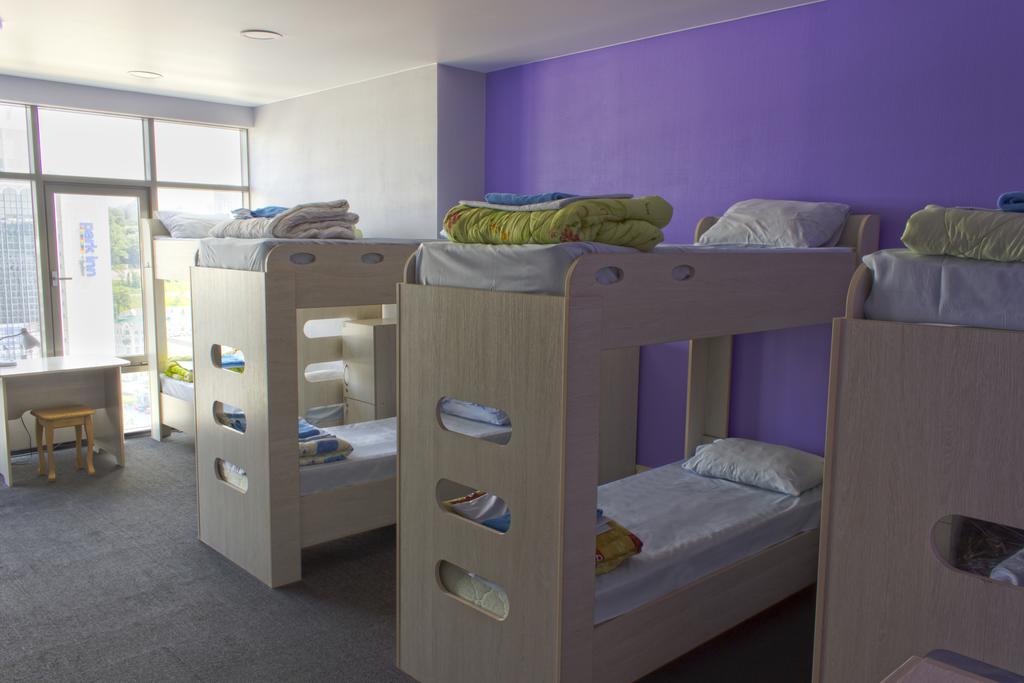 Yak Olympic Hostel Киев Екстериор снимка