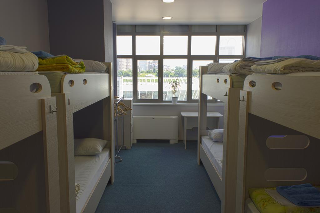 Yak Olympic Hostel Киев Екстериор снимка
