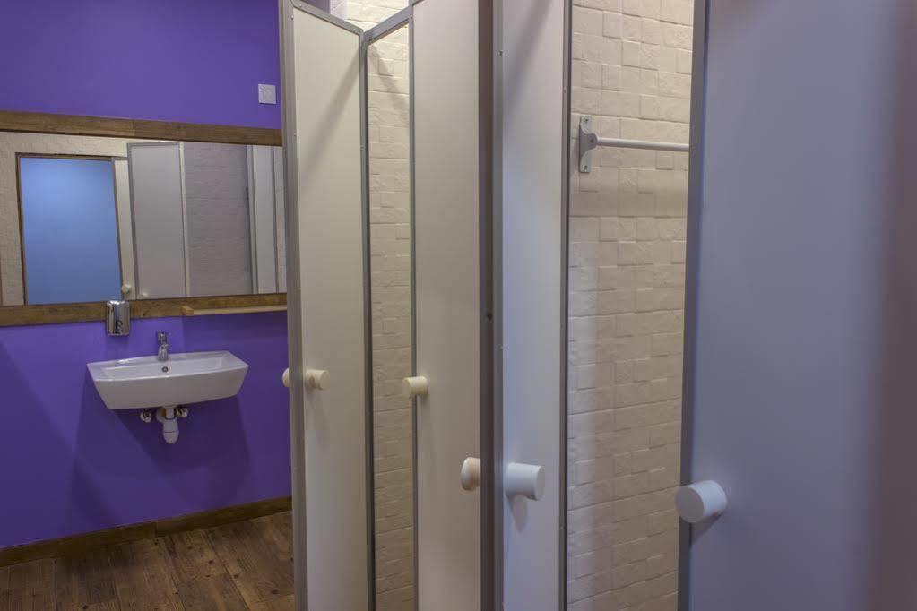 Yak Olympic Hostel Киев Екстериор снимка